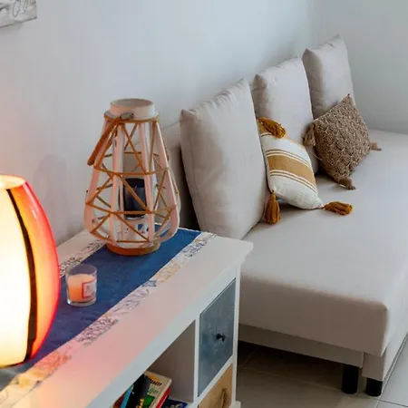 Seaview Giulia גיארדיני נאקסוס